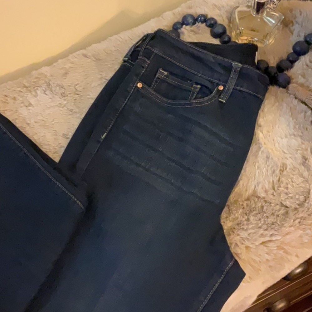 Jessica Simpson High Rise Flare Jeans - Picture 4 of 12